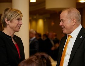 Kateřina Neumannová, česká olympionička a Jan Smigmátor, český swingový zpěvák (49)